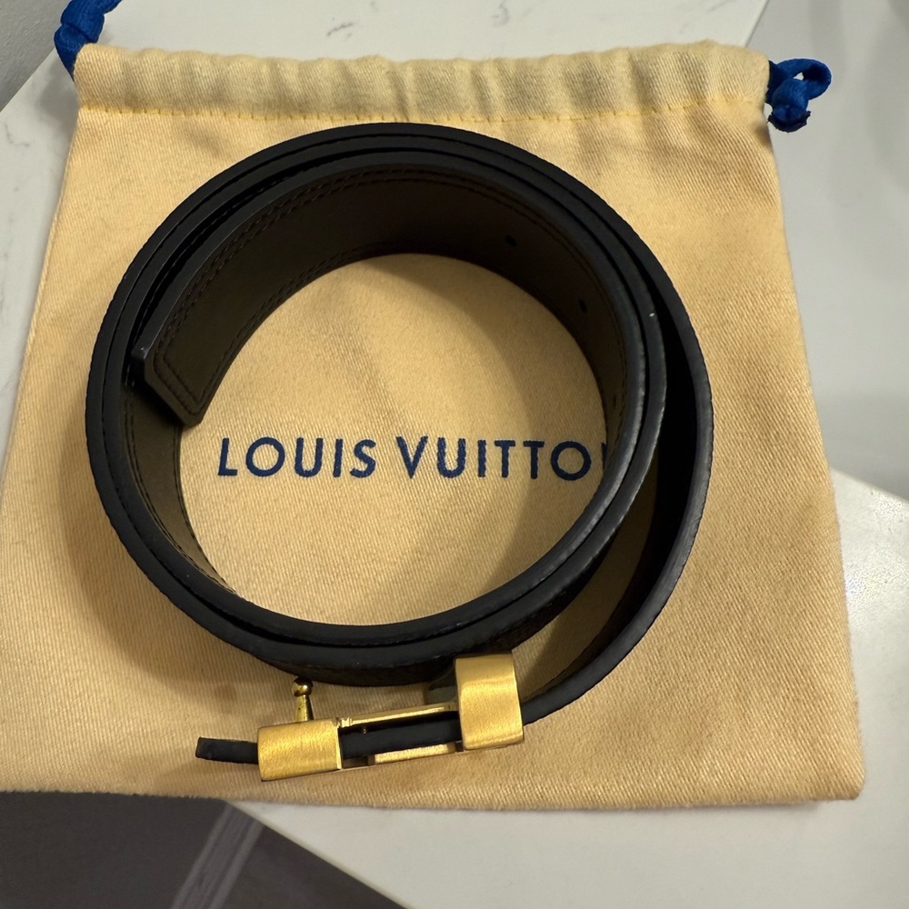 Louis Vuitton Black Leather Belt with Gold Buckle - Picture 4 of 9